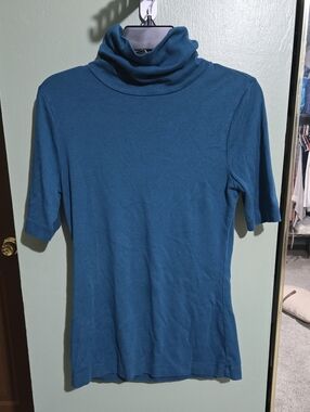 Women's Teal Turtleneck Short-Sleeve Top